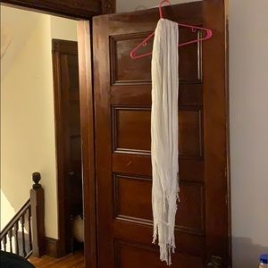 White textured scarf